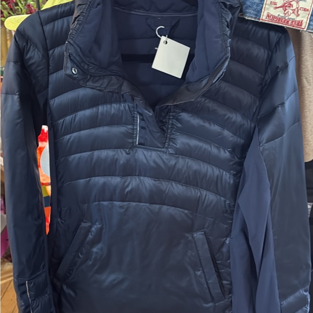 lululemon athletica Down For A Run Pullover